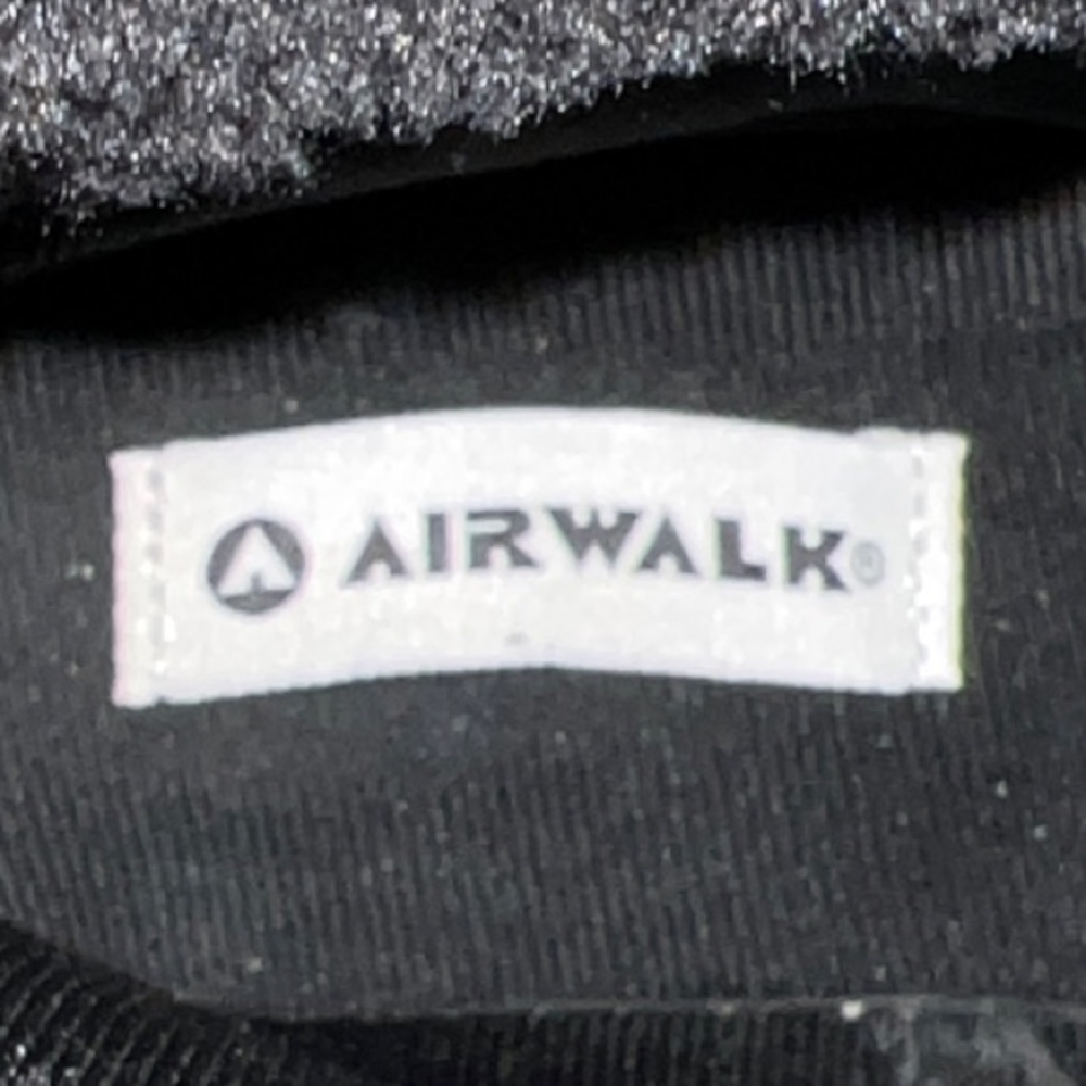 Airwalk Black Winter Boots with Faux Fur Trim - Picture 2 of 16